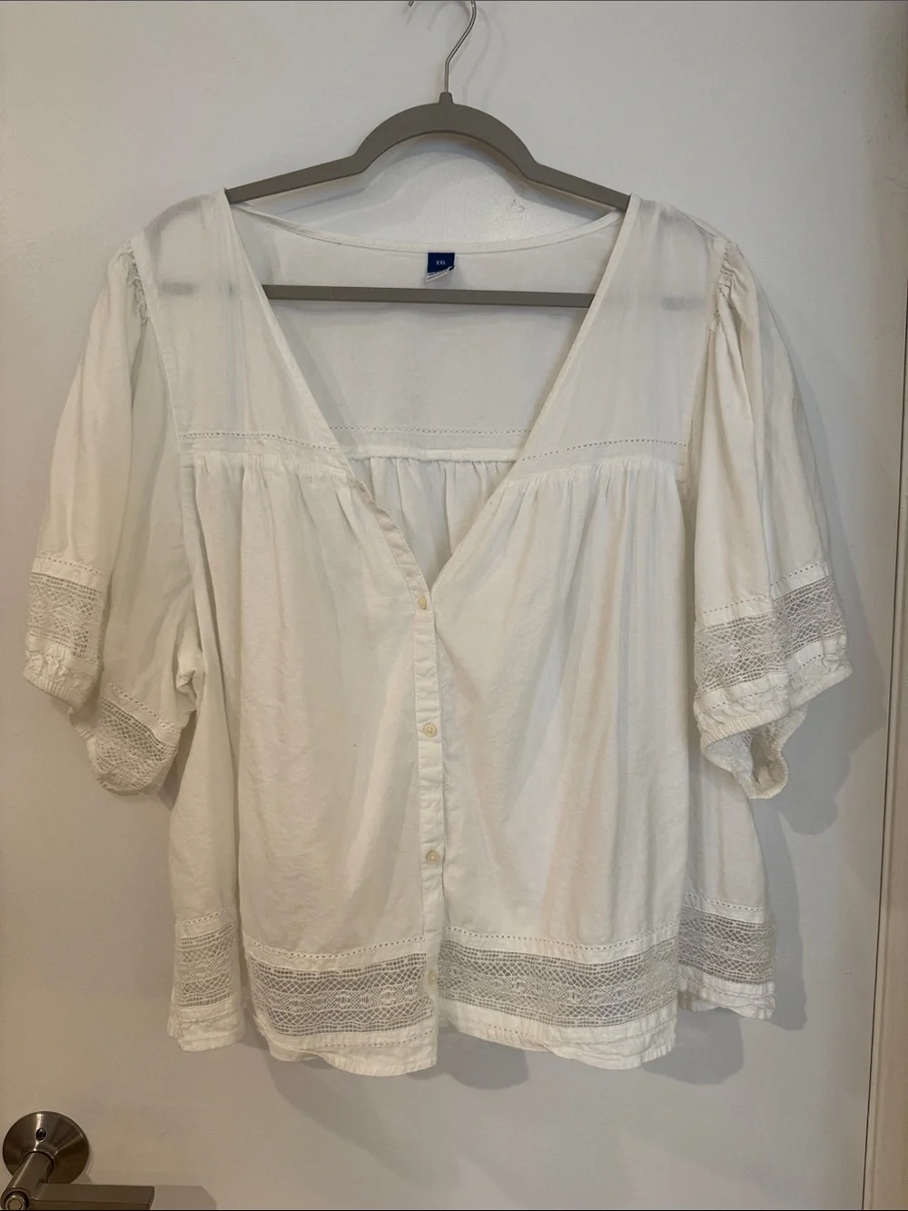 Old Navy White Lace-Trim Button Front Peasant Top